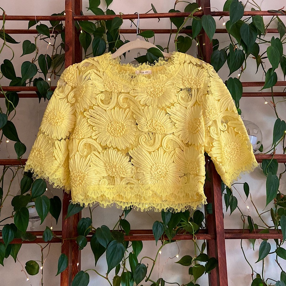 Sunflower Lace Crop Top Size Med